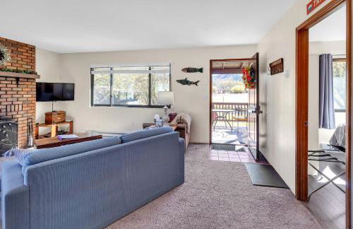 Cozy Cabin Retreat with Scenic Views cabin - Foto 11