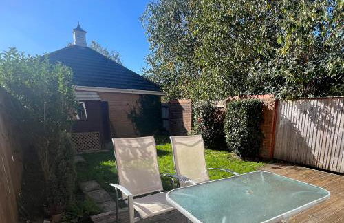 Spacious 3 Bed home situated in a beautiful area - SLEEPS 8 - Foto 27