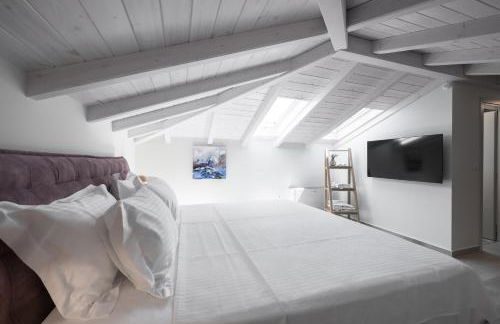 Blue Whisper Luxury Living Suites - Foto 88