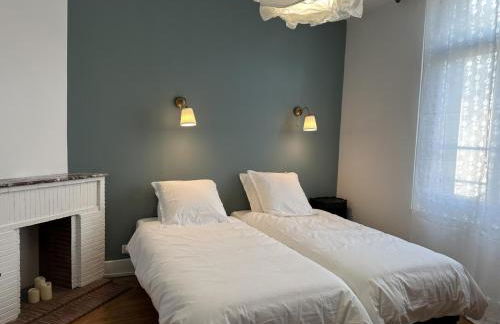 Maison rénovée à Moulins avec jardin et véranda - FR-1-489-469 - Foto 7