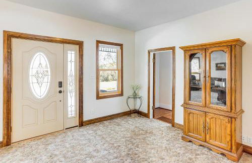 Patio and Mountain Views Farmhouse in Mancos! - Foto 6