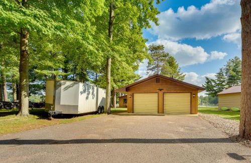 Lakefront Chetek Vacation Rental with Private Dock! - Foto 31