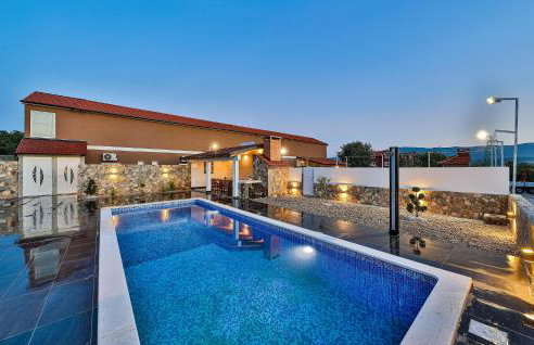 Cozy Home In Ugljane With Wifi - Foto 17