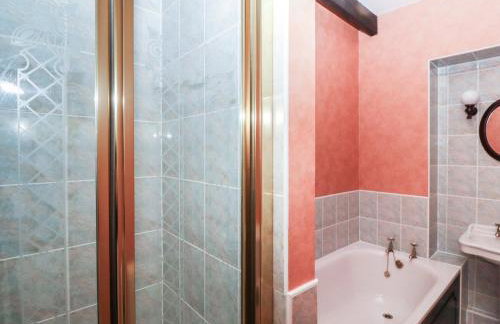 Bizzie Lizzie - Photo 17