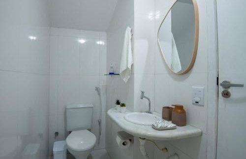 Studio perto da praia SOL, ar condicionado, estacionamento - Foto 4