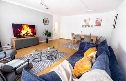 Moderne 3-Zimmer-Wohnung im Zentrum- Tiefgarage inklusive, Smart-TV, Shopping & Sightseeing ums Eck - Foto 1
