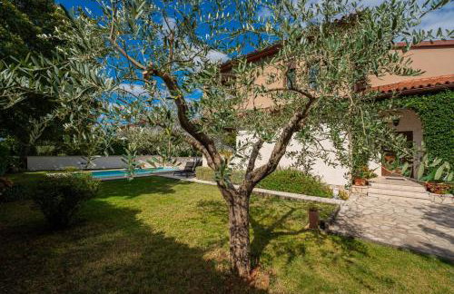 Villa Tina in Pinezići (Haus für 10 Personen) - Foto 3