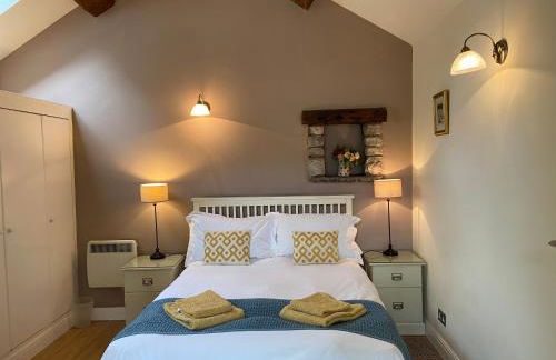 Swallow Barn - Photo 2