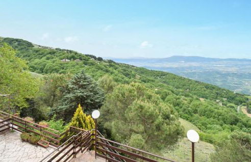 Gorgeous Home In Serrone With Wifi - Foto 7