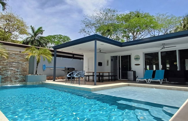 Playa Potrero Modern 3 BR Home Centrally Located - Casa Coastal Serenity - Photo 13