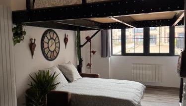 Manhattan Loft - centre - 5 mn à pied gare - parking privé - patio - Photo 2