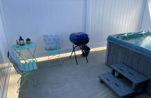 Quail Suite HOT TUB BBQ Sleeps 2 - Foto 18