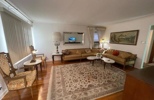 Luxury Three Bedroom apartment in a private house - Foto 6