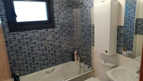 Habitacion en piso compartido y wc compartido cerca de Playa de Samil - Foto 4