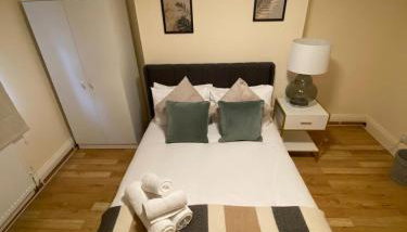 Riverside 2 Bedroom Apartment - Central Location - Foto 2