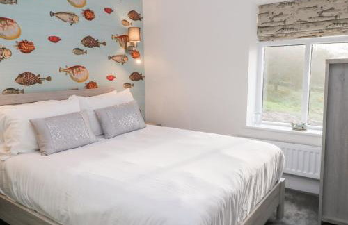 HollyDale - Photo 27