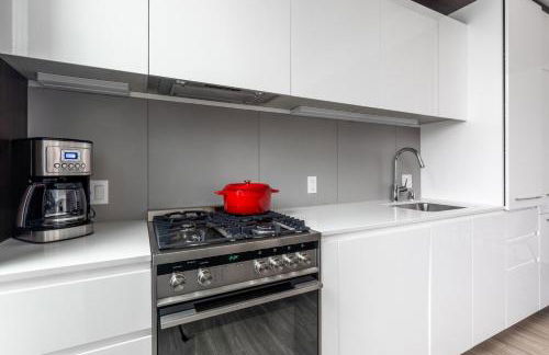 Rincon Hill 1BR w Gym Rooftop Hot Tub nr SV SFO-250 - Foto 5