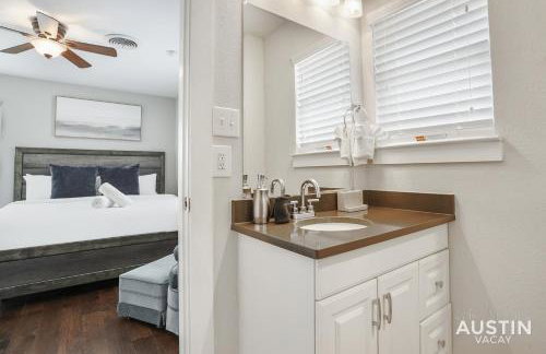 North ATX Retreat w Open Concept Layout and Backyard - Foto 32