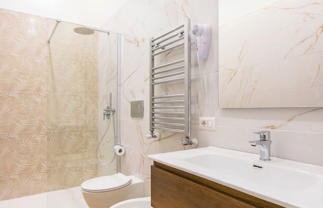 4 Stelle Housing - Rooms and Apartments - Foto 32