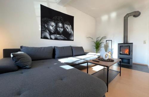 Romantisches Kamin-Apartment by Rabe - Gartenabteil, Smart-TV, Netflix - Foto 1