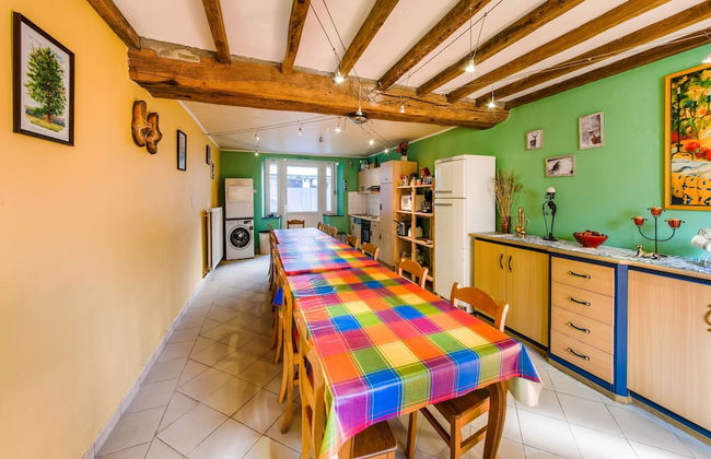 Forestside Escape for 15 Guests - Photo 29