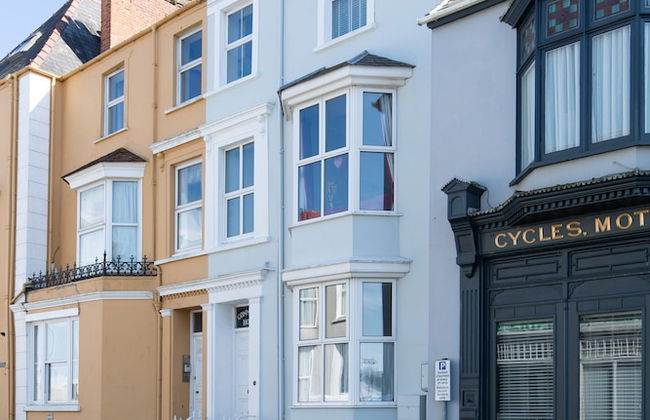 Connaught House - Central Location Near the Beach - Foto 5