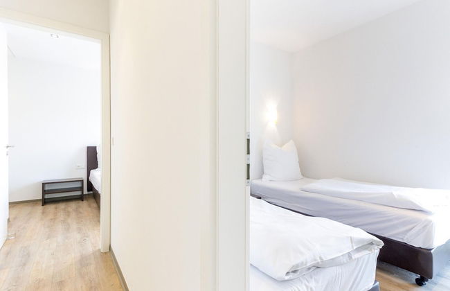 Beautiful Holiday Home in Waxweiler With Pool - Photo 4