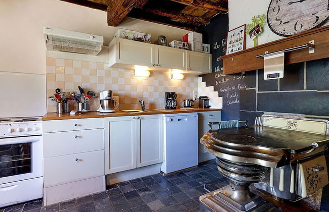 Cozy Holiday Home in Gros-fays With Terrace - Photo 4