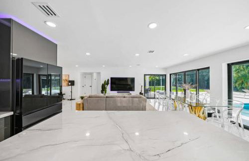 Luxury Villa Azure with Heated Pool 20 minutes to Beach - Foto 16