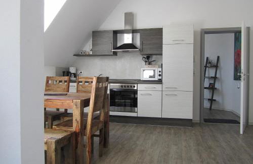 Dilger Apartments - Photo 9