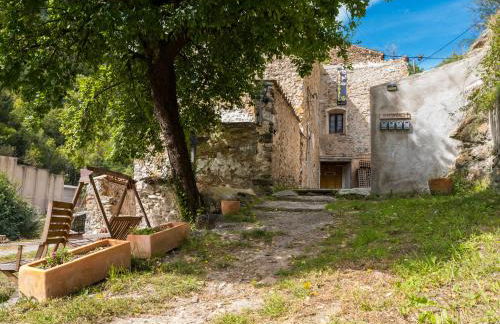 Casa espaiosa amb llar de foc - Foto 37