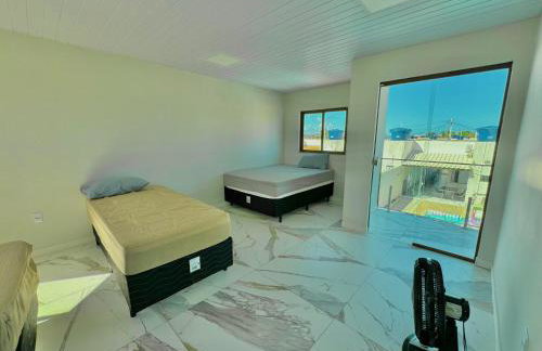 Bela acomodação em jacuipe com churrasqueira, piscina, mesa de sinuca e três quartos, dois sendo suítes! Além de muito espaço por toda a área! - Foto 24