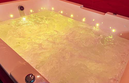 Le Confiden'spa Loft 55m2 Jacuzzi - Billard - Cheminée - Terrasse - Foto 20