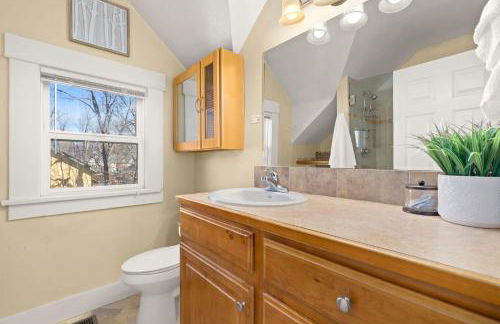 Cozy Victorian Cottage in the Heart of Old Town! - Foto 26