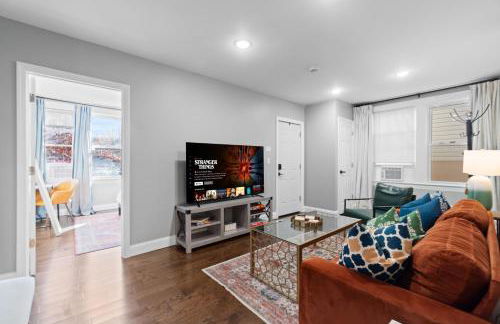 Urban Charm | Near EWR Airport Easy Access to NYC - Foto 29