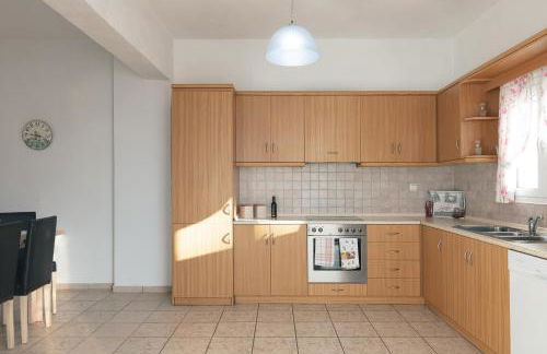 7 bedroom villa with pool, 700m from the beach! - Foto 36