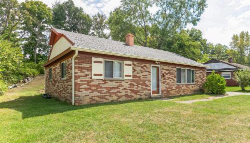 Cozy Retreat In Cincinnati 3 Bedroom Home by RedAwning - Foto 4