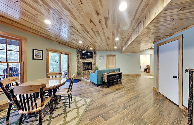 Round House on Round Lake - Photo 36