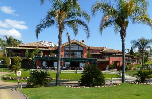 Superior 3BR GolfLA Apartment Minutes from Puerto Banus & Marbella - Photo 44