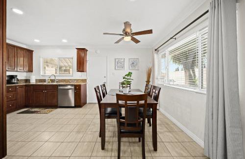 Dreamy & Relaxing Gem With Backyard - 12mins to DT LA - Foto 24