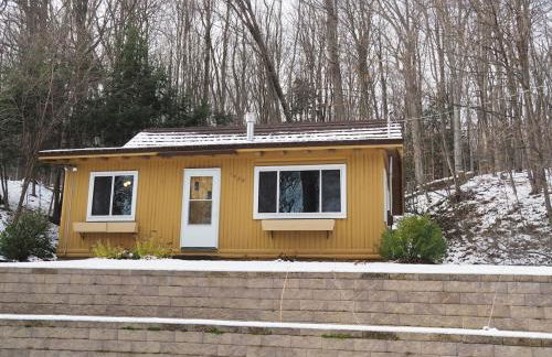 The Crystalaire Cabin - Charming and Relaxing! - Photo 7