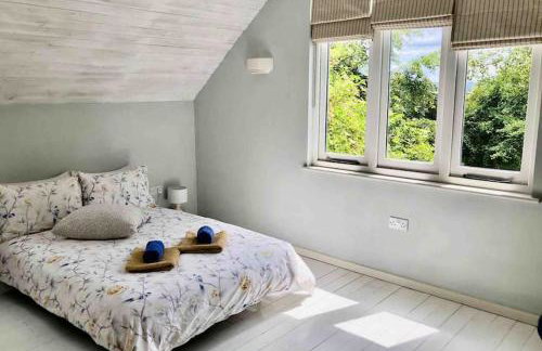 Bright, airy Annex in village with stunning views - Foto 17