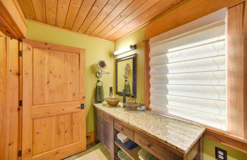 Luxurious Lakefront Paradise in Scottsboro with Dock - Foto 13