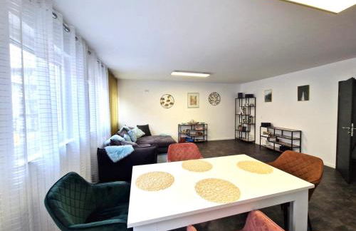 Zentrale Wohnung in Göppingen, Bahnhof fußläufig erreichbar - Foto 1