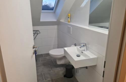 Oli-DGR, Monteurwohnung - Foto 3