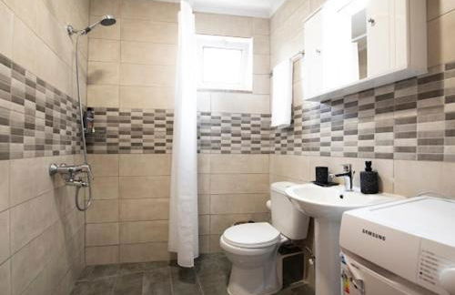 Basil & Sunrise - Photo 16