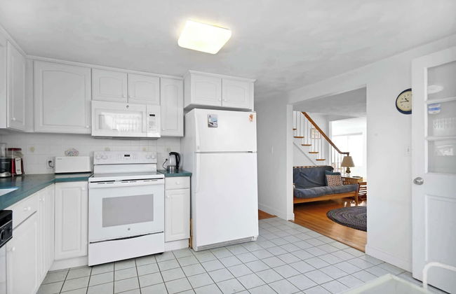 3BR Oceanfront on Nubble Cliffs! - Photo 11