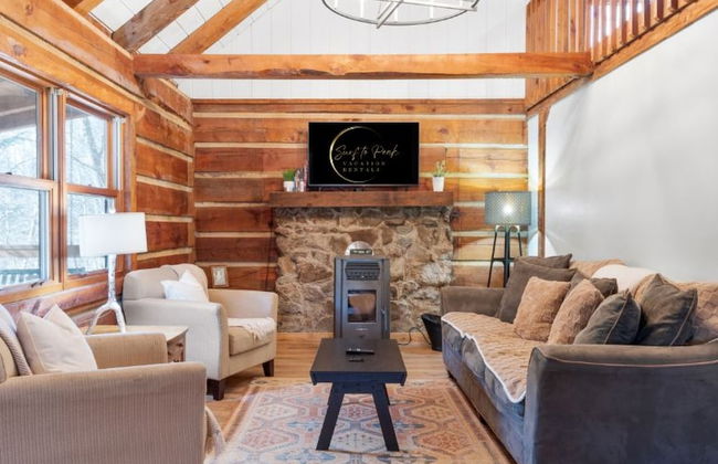 Cabin in the Trees, Hot Tub, Fire Pit - Foto 37