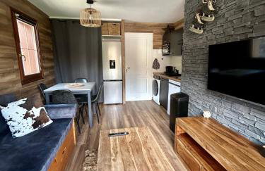 Appartement rénové au pied des pistes avec piscine, sauna, linge inclus et animaux acceptés - Foto 3
