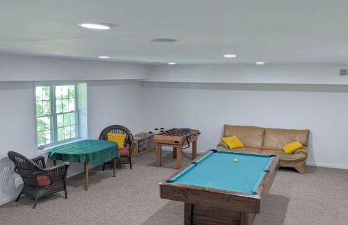 Cheerful 4Br Water View Lakehouse with Dock & More - Foto 9